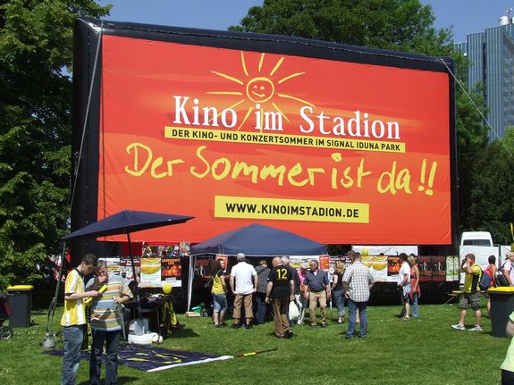 Das Kino im Stadion - Plakat